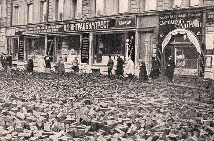 после наводнения в Ленинграде. 1924 г.