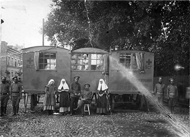 Первая мировая война. Санитарные повозки. 1915 г. (Минск)
