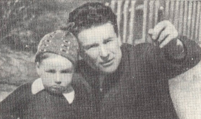 Юрий Инге с сыном Сережей, май 1941 года