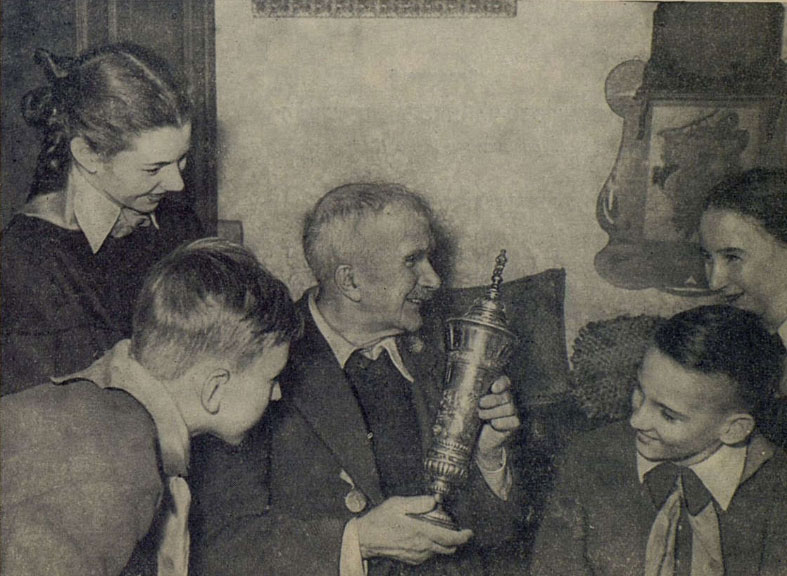 пионеры в гостях у Михаила Ивановича Дьякова, 1950-е года
