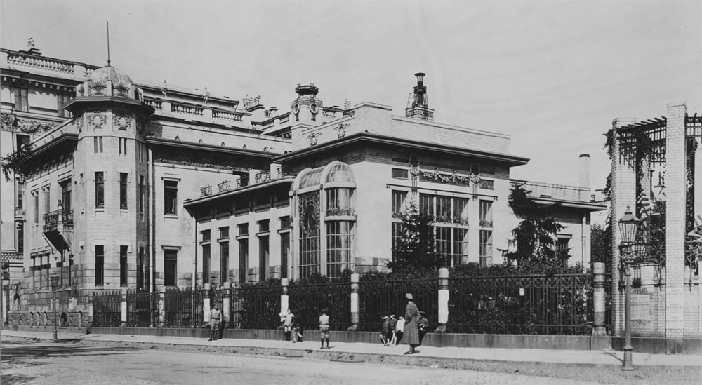 Фасад особняка Матильды Кшесинской — старое фото
