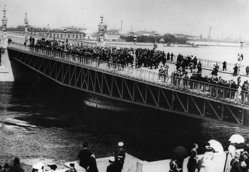 торжественное открытие Троицкого моста