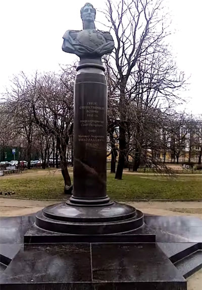 памятник Милорадовичу