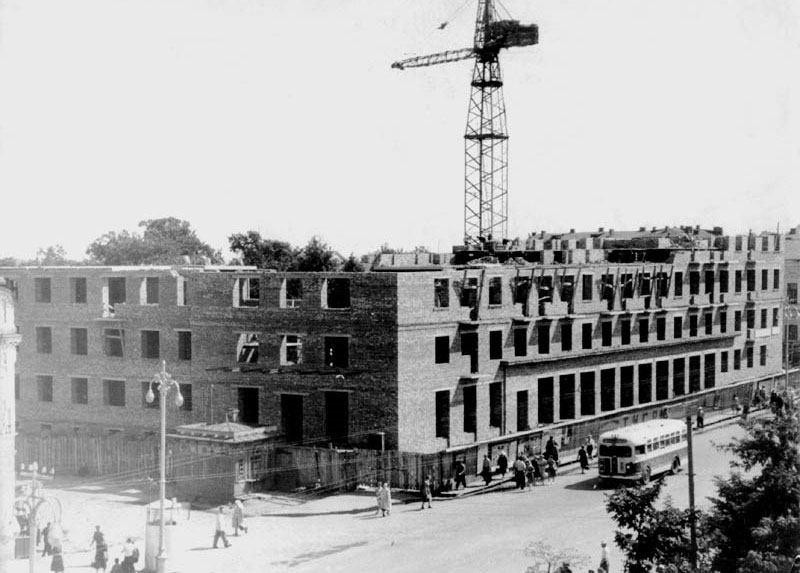 Строительство многоэтажного дома в Пензе, 50-е года