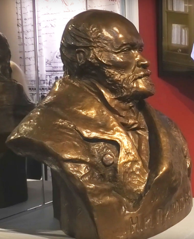 бюст Н.И. Пирогова — скульптура И.Е. Репина