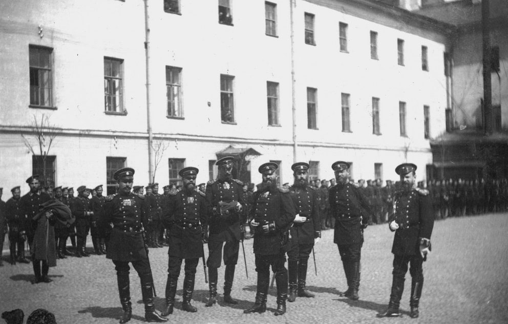 ротные командиры Гвардейского флотского экипажа. Фото 1890-е гг.