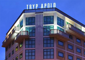 вид здания отеля в Испании, Tryp Barcelona Apolo